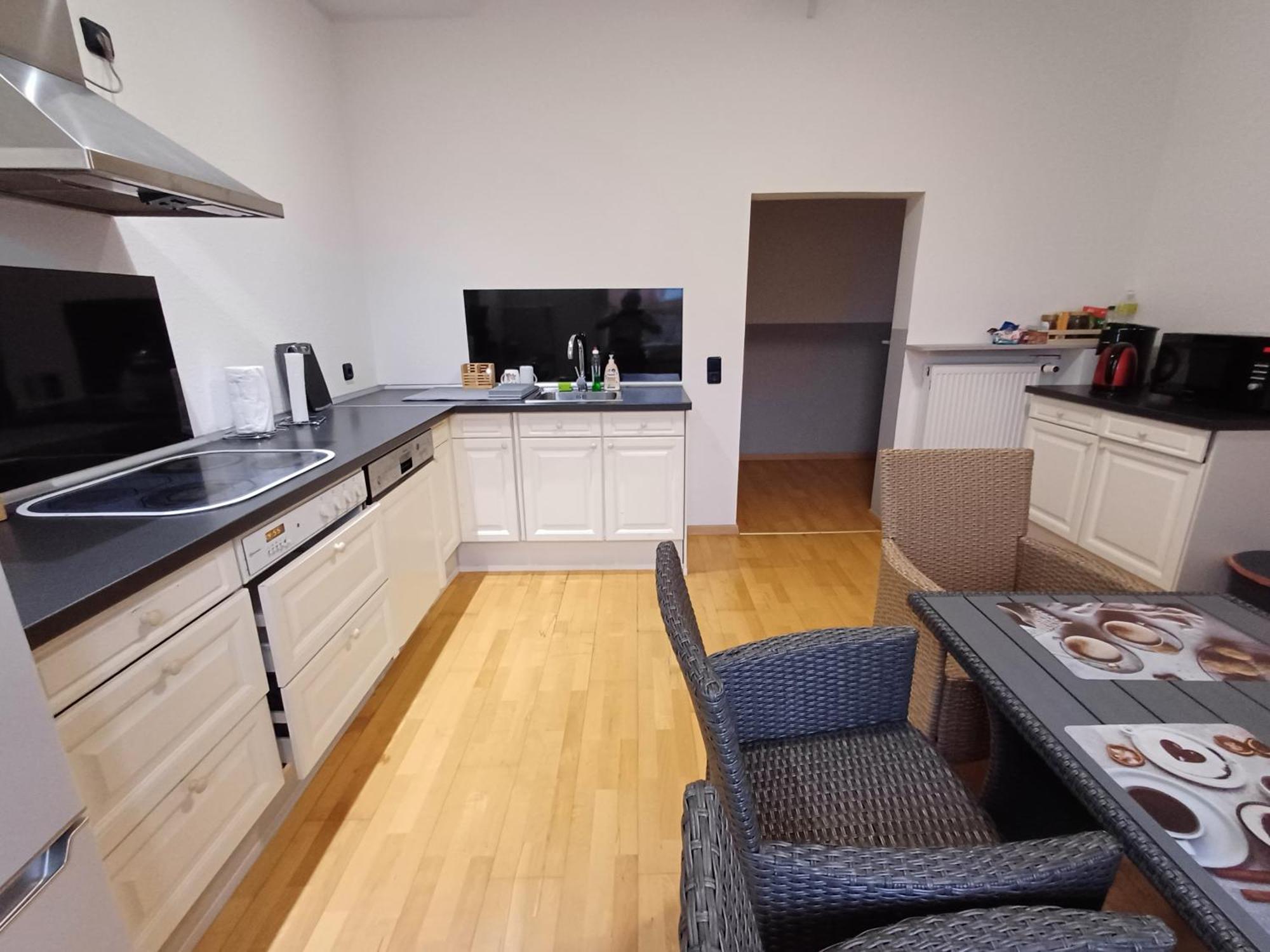Doppelzimmer, Tv- Bad, Kuehlschrank- Parkplatz-17 Meine Zewnętrze zdjęcie